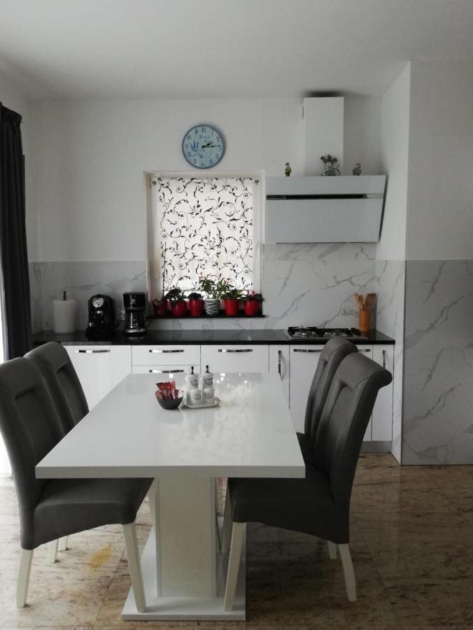 Apartments Jankovic Водице Экстерьер фото